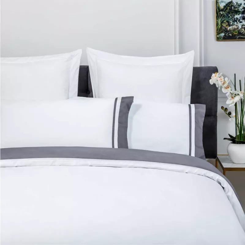 DETALLE FUNDA NORDICA