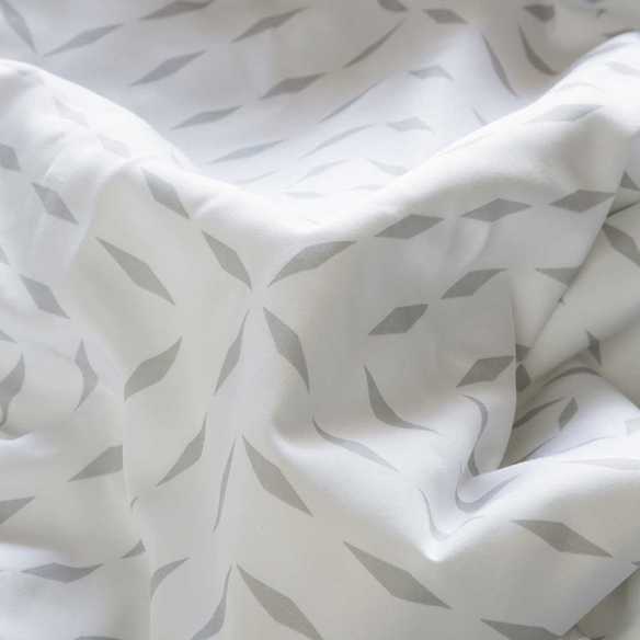 juego de cama bambu organico loto blanco y gris