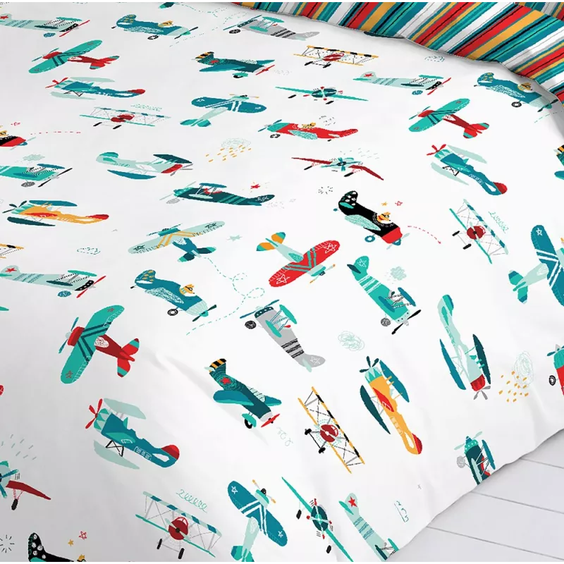 detalle funda nordica reversible avioncitos